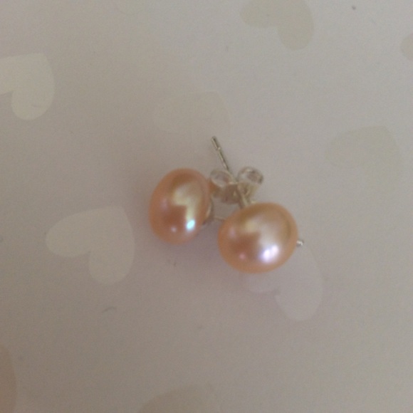 Freshwater 8mm Pink Pearl Stud Sterling Silver Earrings - Picture 3 of 4